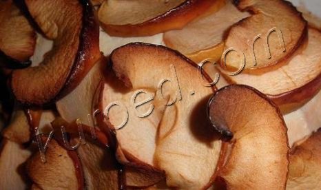 Балык из индюшки, пошаговое приготовление - мясо и яблоки готовы
