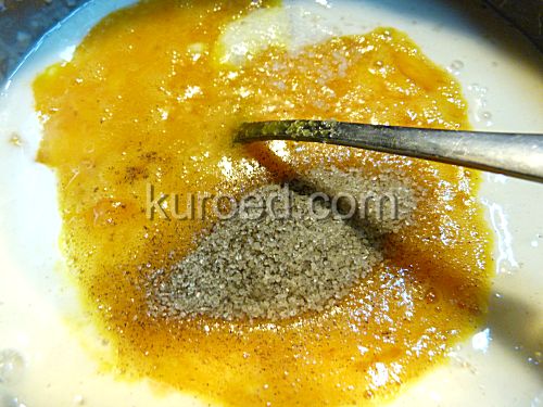Пасхальный кекс Желток, пошаговое приготовление - добавить к опаре желтки  с сахаром