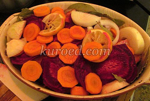 Семга в духовке с овощами, пошаговое приготовление - овощи и рыбу выложить слоями в форму