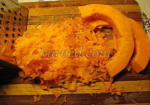 Морковно-тыквенно-картофельная запеканка, пошаговое приготовление - натереть тыкву