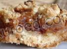 Тертый яблочный пирог с соленой карамелью 