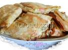 Лаваш с колбасой, сыром и брынзой