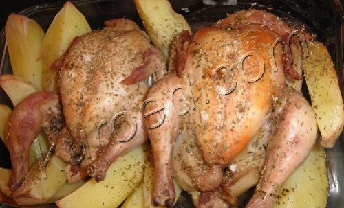 домашние цыплята, запеченные с картошкой