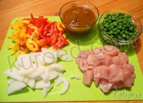 Курица с овощами и соусом Карри, пошаговое приготовление - все нарезать