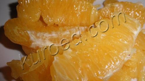 Салат Оранжевое солнце, фоторецепт - С каждой дольки апельсина снять шкурку