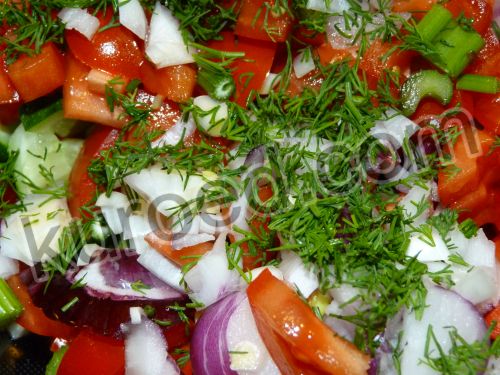Салат  Шопский, пошаговое приготовление -  - нарезать огурцы и помидоры