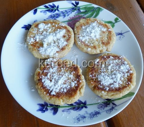 Сырники с овсяной мукой, испеченные в духовке